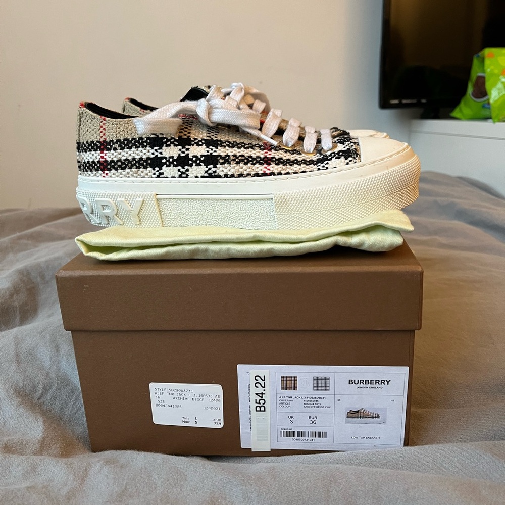 Burberry Low Canvas Sneaker